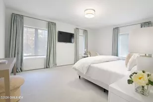 33 Lafayette Ct, Greenwich, CT 06830 - Photo 8