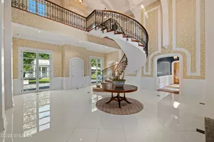 537 North Street, Greenwich, CT 06830 - Photo 2