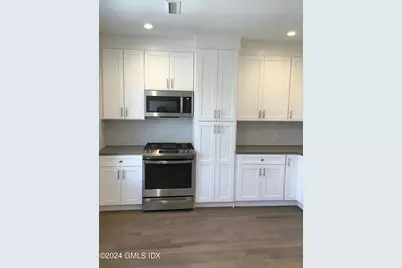 54 Greenwich Avenue #3rd Floor, Greenwich, CT 06830 - Photo 6