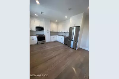 54 Greenwich Avenue #3rd Floor, Greenwich, CT 06830 - Photo 4