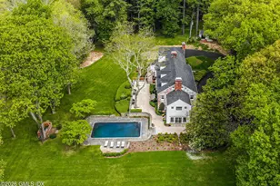 530 Round Hill Rd, Greenwich, CT 06831 - Photo 2