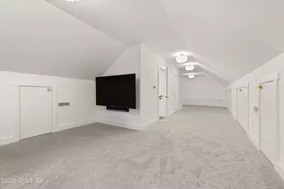 530 Round Hill Road, Greenwich, CT 06831 - Photo 46