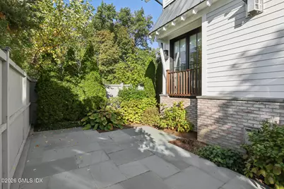25 Woodland Drive #C, Greenwich, CT 06830 - Photo 18
