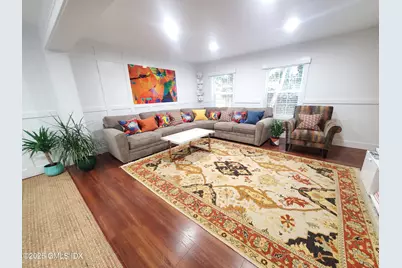 92 Valley Road #B, Greenwich, CT 06807 - Photo 1