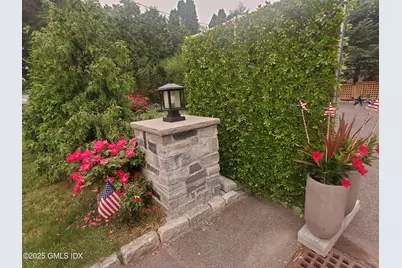 92 Valley Road #A, Greenwich, CT 06807 - Photo 2