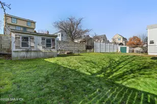 35 Euclid Ave, Stamford, CT 06902 - Photo 18