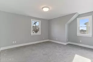35 Euclid Ave, Stamford, CT 06902 - Photo 14
