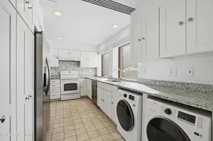 1 Milbank Ave, Greenwich, CT 06830 - Photo 8