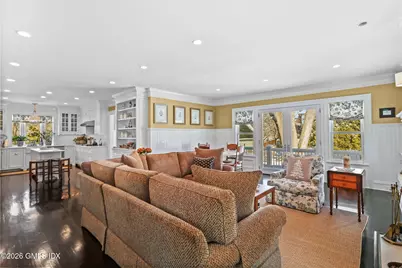 2 Forest Avenue, Old Greenwich, CT 06870 - Photo 12