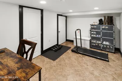 35 Hollow Wood Lane #1, Greenwich, CT 06831 - Photo 14