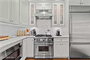 77 Havemeyer Ln, Stamford, CT 06902 - Photo 8