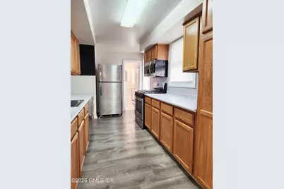 77 Valley Road #2, Greenwich, CT 06807 - Photo 4