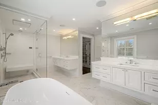 10 Wyckham Hill Ln, Greenwich, CT 06831 - Photo 16