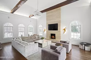 10 Wyckham Hill Ln, Greenwich, CT 06831 - Photo 4