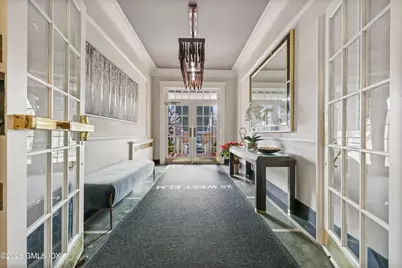 25 W Elm Street #65, Greenwich, CT 06830 - Photo 20