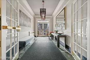 25 W Elm St, Greenwich, CT 06830 - Photo 20