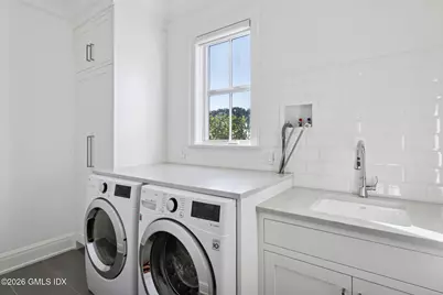 25 Woodland Drive #C, Greenwich, CT 06830 - Photo 14