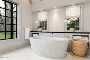 640 Round Hill Rd, Greenwich, CT 06831 - Photo 18