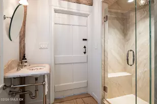 640 Round Hill Rd, Greenwich, CT 06831 - Photo 12