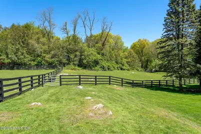640 Round Hill Road, Greenwich, CT 06831 - Photo 52