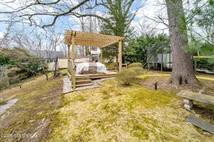 51 Glen Rd, Greenwich, CT 06830 - Photo 22