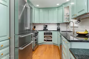 51 Glen Rd, Greenwich, CT 06830 - Photo 4