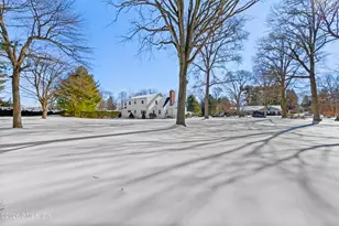 107 Stonehedge Dr Nort, Greenwich, CT 06831 - Photo 30