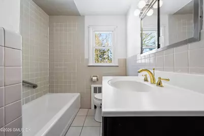 107 Stonehedge Drive Nort, Greenwich, CT 06831 - Photo 22