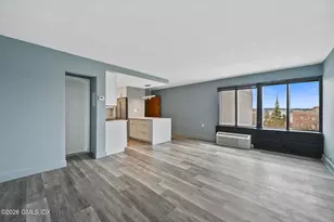 60 Strawberry Hill Ave, Stamford, CT 06902 - Photo 6