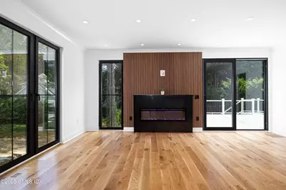 20 Sound Beach Avenue, Old Greenwich, CT 06870 - Photo 8