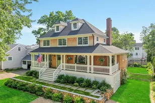5 Greenwich Cove Dr, Old Greenwich, CT 06870 - Photo 2