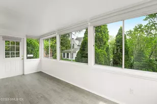 3 Putnam Ct, Greenwich, CT 06830 - Photo 2