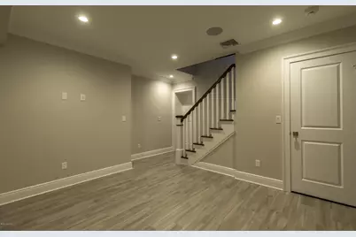 301 Davis Avenue #B, Greenwich, CT 06830 - Photo 14