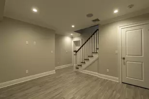 301 Davis Ave, Greenwich, CT 06830 - Photo 14