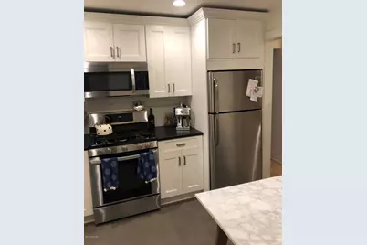 239 E Putnam Avenue #4, Greenwich, CT 06807 - Photo 6