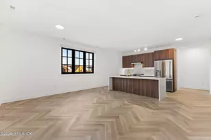 100 E Putnam Ave, Greenwich, CT 06807 - Photo 6