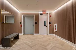 100 E Putnam Ave, Greenwich, CT 06807 - Photo 18