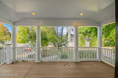 52 Hendrie Avenue, Greenwich, CT 06878 - Photo 2