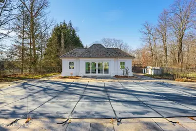 8 Old Round Hill Lane, Greenwich, CT 06831 - Photo 24