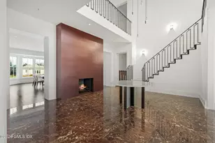 8 Old Round Hill Ln, Greenwich, CT 06831 - Photo 4