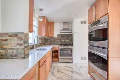 24 Hollow Wood Lane #2, Greenwich, CT 06831 - Photo 6