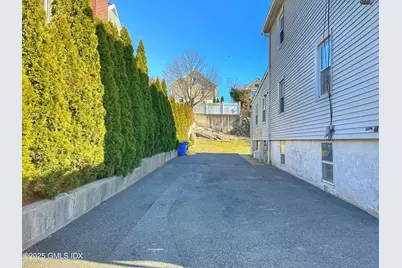 37 Gerry Street #1, Greenwich, CT 06830 - Photo 16