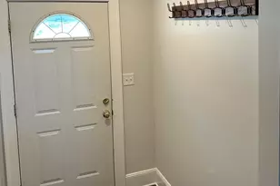 124 Pemberwick Rd, Greenwich, CT 06831 - Photo 2