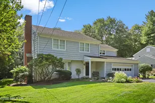 11 Deepwoods Ln, Old Greenwich, CT 06870 - Photo 2