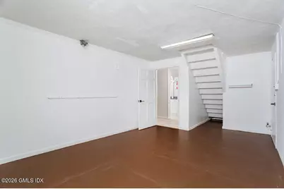 198 Valley Road, Greenwich, CT 06807 - Photo 22