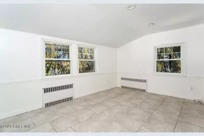 198 Valley Road, Greenwich, CT 06807 - Photo 10