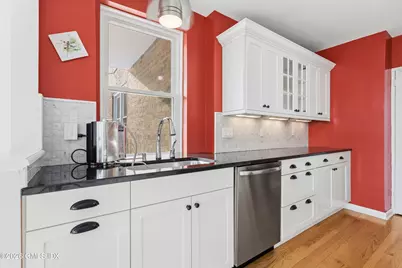 3 Putnam Hill #2C, Greenwich, CT 06830 - Photo 10