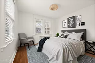 21 Oxer Pl, Greenwich, CT 06830 - Photo 8