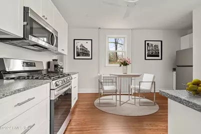 21 Oxer Place #1, Greenwich, CT 06830 - Photo 4