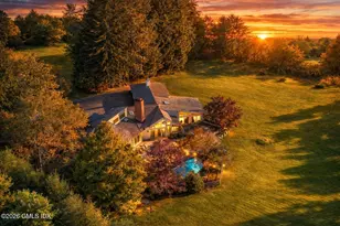 6 Reynwood Manor, Greenwich, CT 06831 - Photo 2